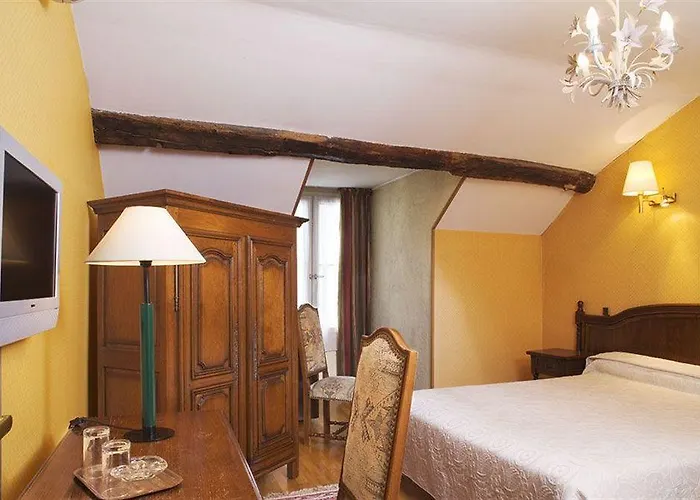 Du Palais Bourbon ホテル 3*