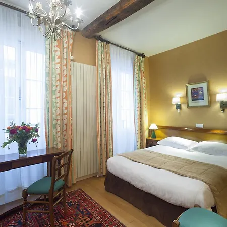 Du Palais Bourbon Paris