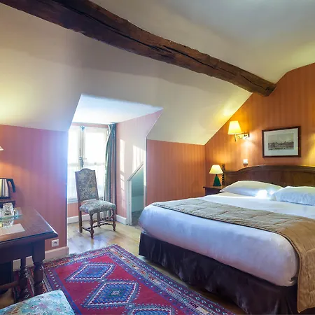 Hotell Du Palais Bourbon 3*