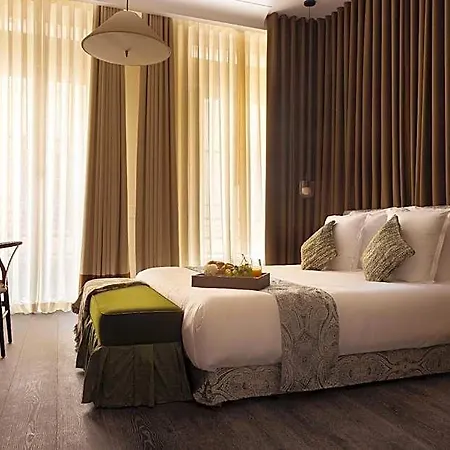 Du Palais Bourbon Hotel