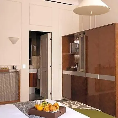 Hotel Du Palais Bourbon 3*