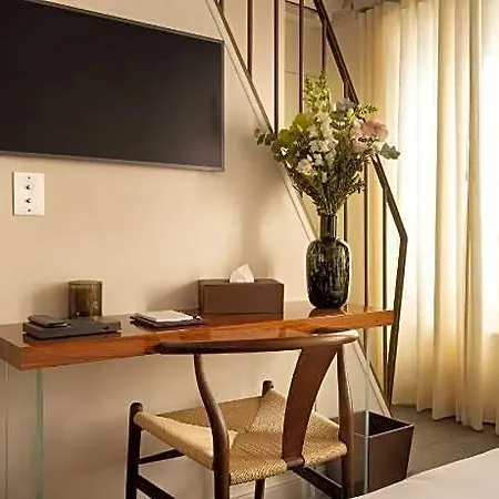Du Palais Bourbon Hotel 3*