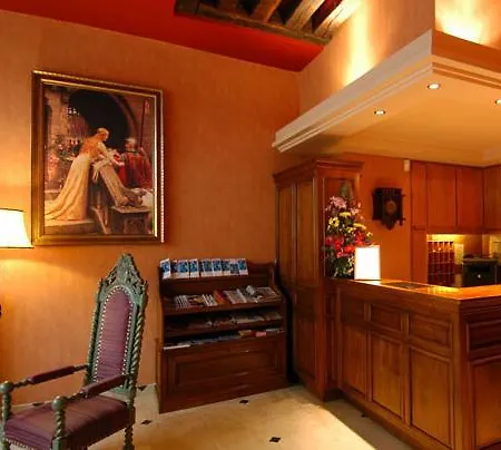 Du Palais Bourbon 3* Parijs