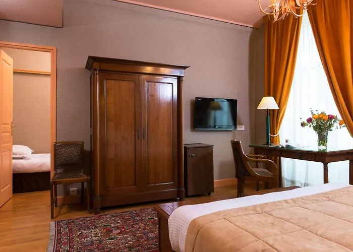 Du Palais Bourbon 3* Paříž