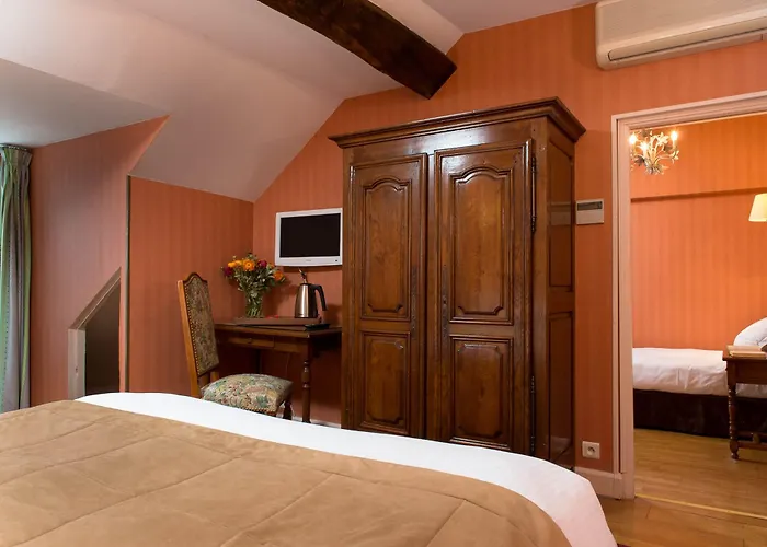 Hotel Du Palais Bourbon 3*