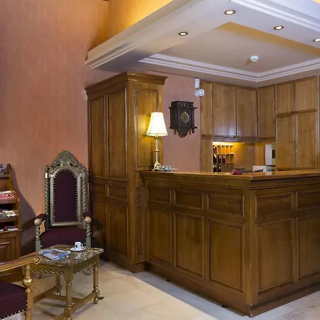 Du Palais Bourbon Otel