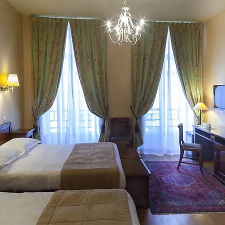 Du Palais Bourbon Paris