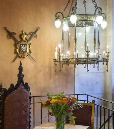 Otel Du Palais Bourbon 3*