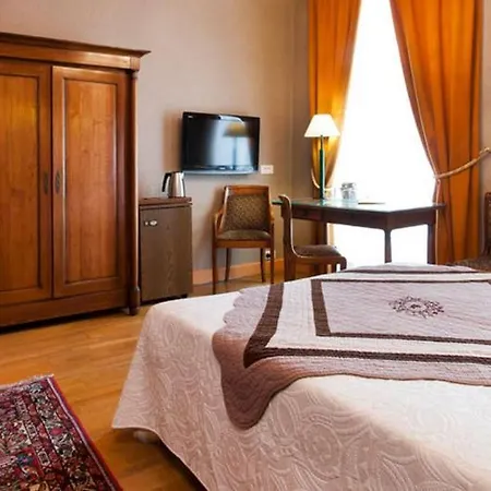 Du Palais Bourbon Hotel París