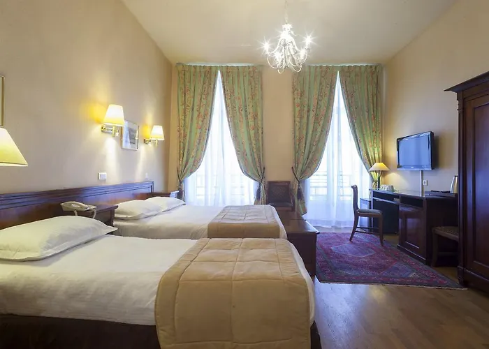 Du Palais Bourbon 3* Parigi