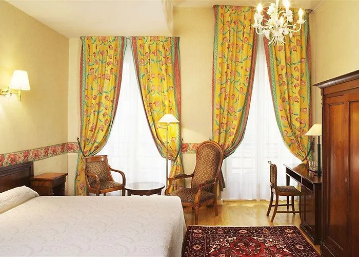 Hotel Du Palais Bourbon Parigi