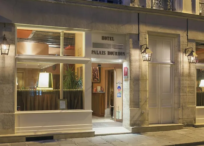 Du Palais Bourbon Hotel 3*